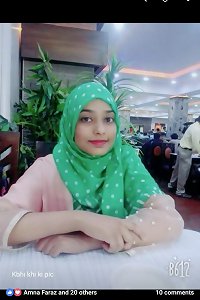 Desi Pakistan teenager girl hot funbag demonstrate to bf in night converses